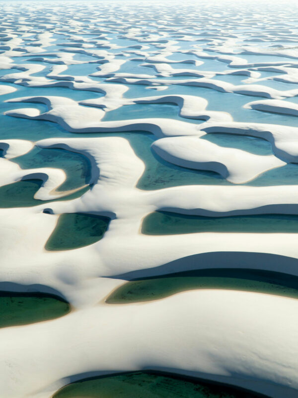 Dunes et lagunes du parc national des Lençóis Maranhenses dans l'état du Maranhão